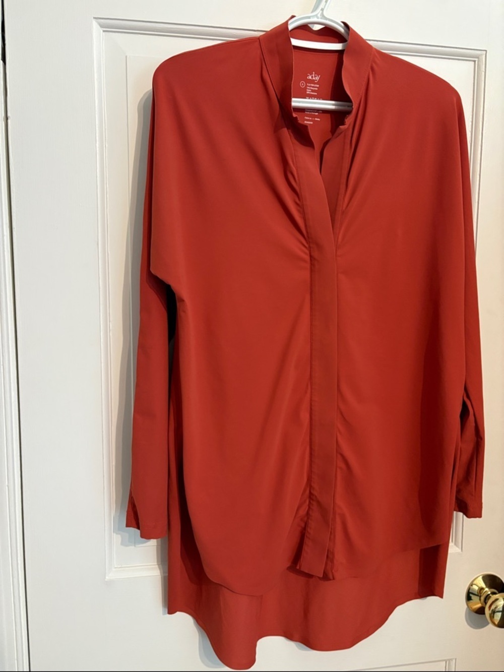Aday Long-Sleeve Top - small - burnt orange - snap closure
